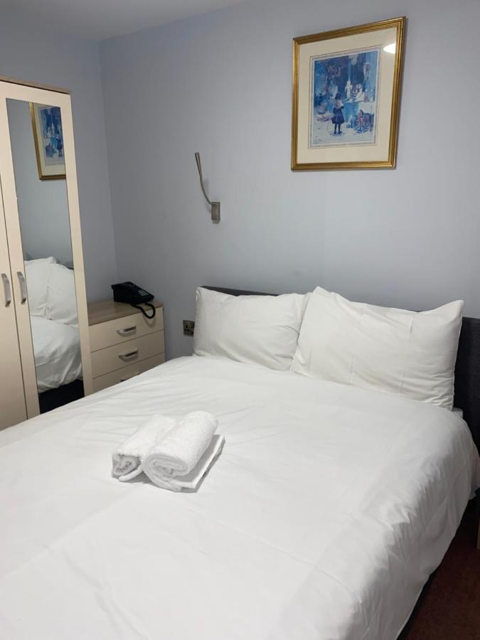The Town Hotel Bridgwater Bagian luar foto